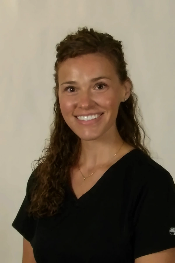 Ashlee, Dental hygienist at Schilling Farms Dental in Collierville