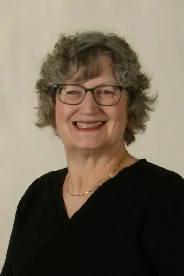 Stacey Patient Care Coordinator at Schilling Farms Dental in Collierville
